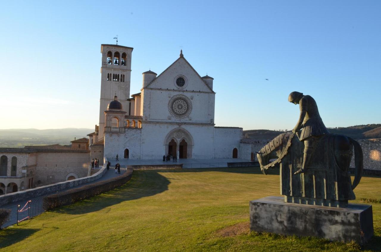 La Casa Dell'Artista Lägenhet Assisi Exteriör bild