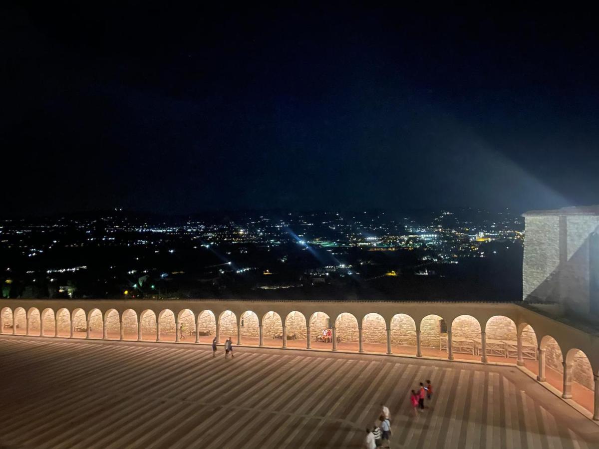 La Casa Dell'Artista Lägenhet Assisi Exteriör bild