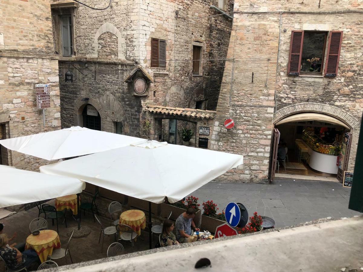 La Casa Dell'Artista Lägenhet Assisi Exteriör bild